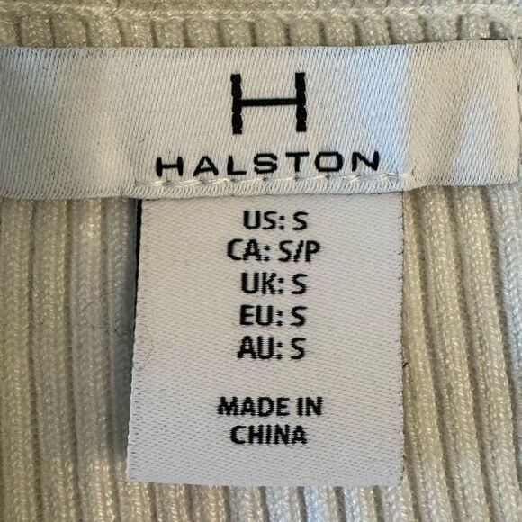 Halston Ribbed Sweater. Size Small - Picture 9 of 10